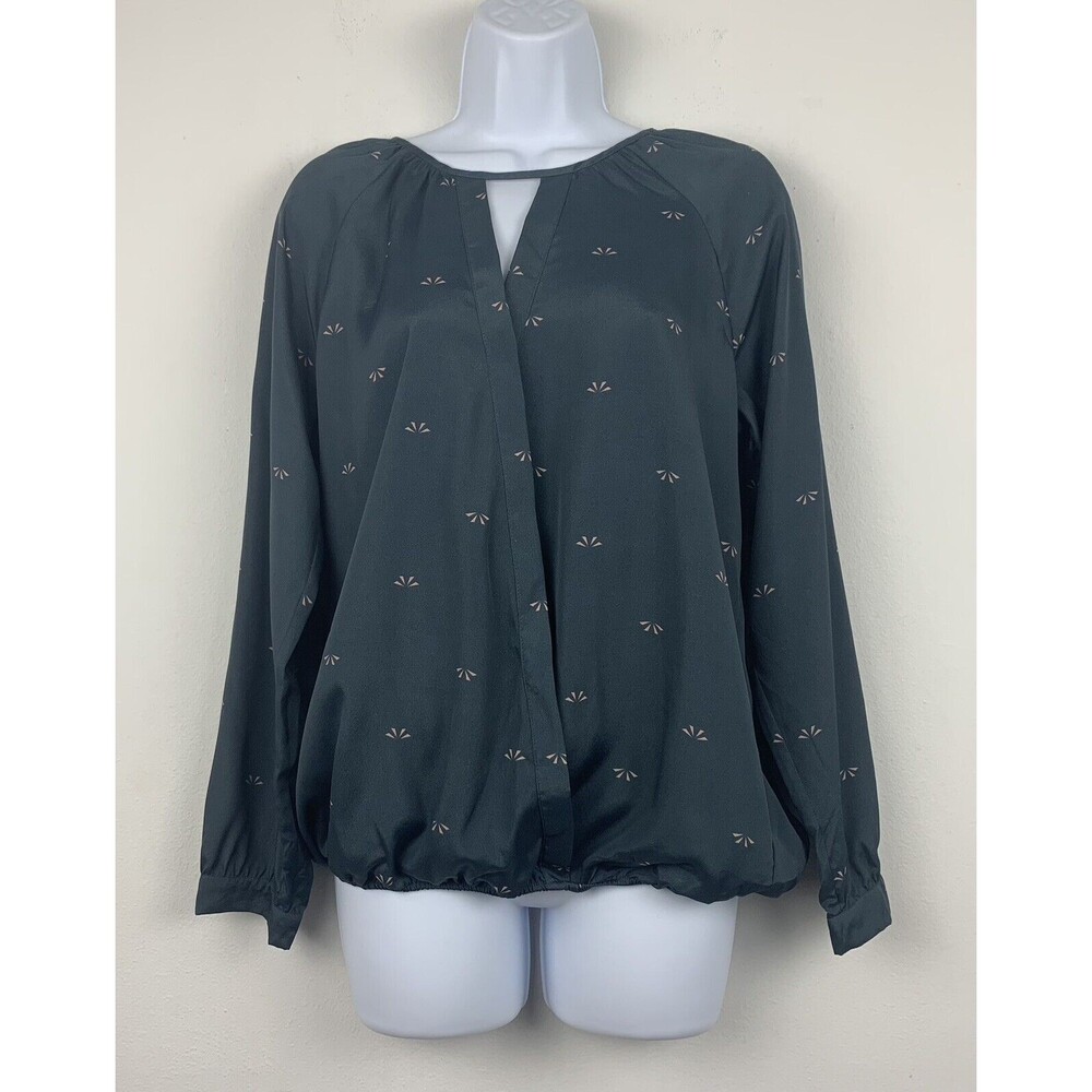 Creative Commune Women’s Medium Smoky Gray Fan Print Blouse V-Neck Top